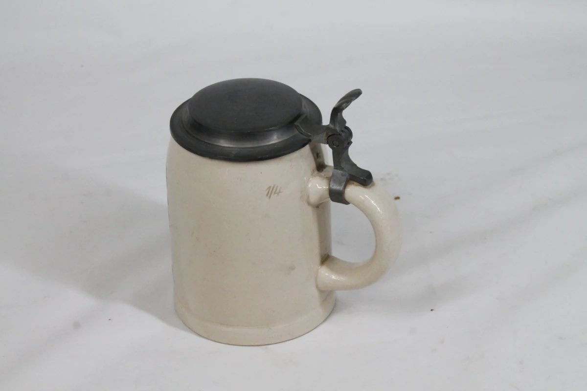 Vintage Palten bierpul met ingebouwde muziekdoos