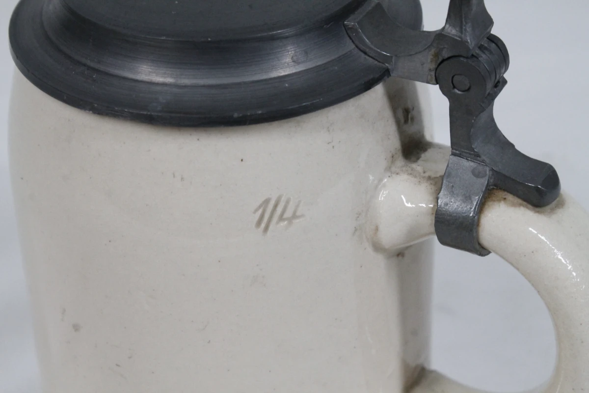 Vintage Palten bierpul met ingebouwde muziekdoos