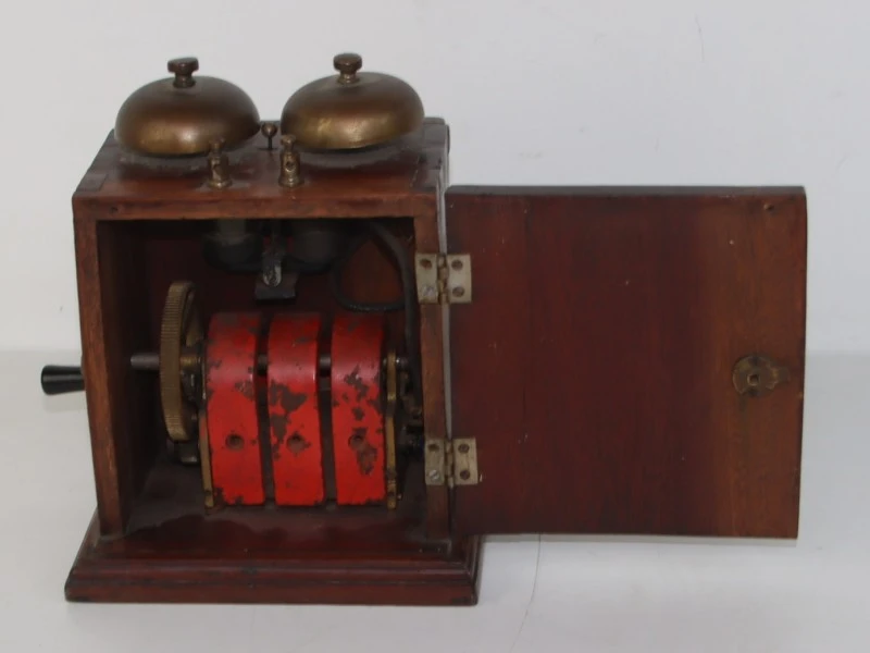 Antique Magneto Telefoon Bell / Signaalgenerator (Ca. Late 19e – Vroeg 20e Eeuw) - foto 6