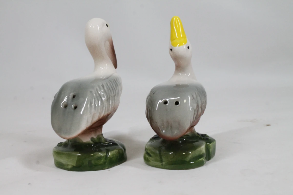 Vintage keramische pelikaan peper- en zoutstel