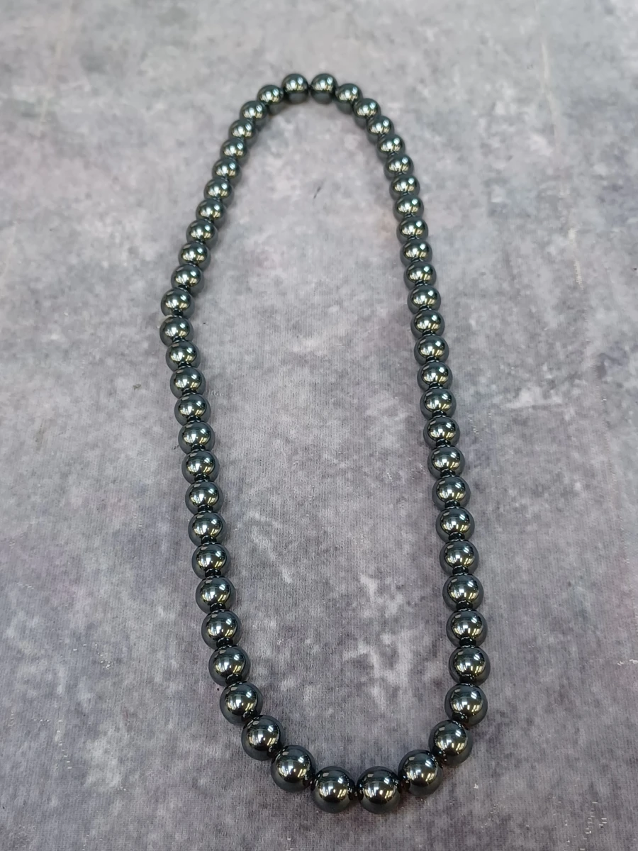 Elegante 2-delige sieradenset van Hematiet - Ketting en drierijige armband - foto 3