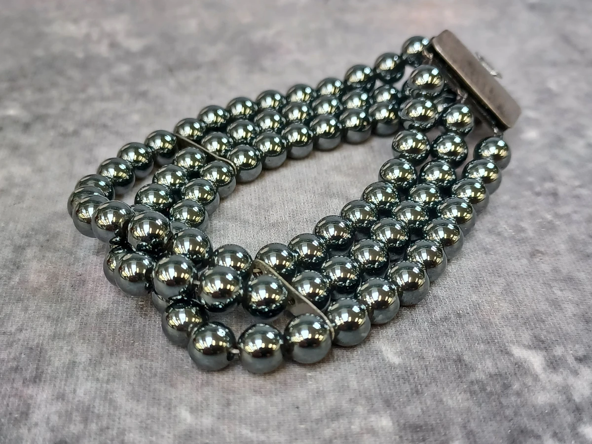 Elegante 2-delige sieradenset van Hematiet - Ketting en drierijige armband - foto 7