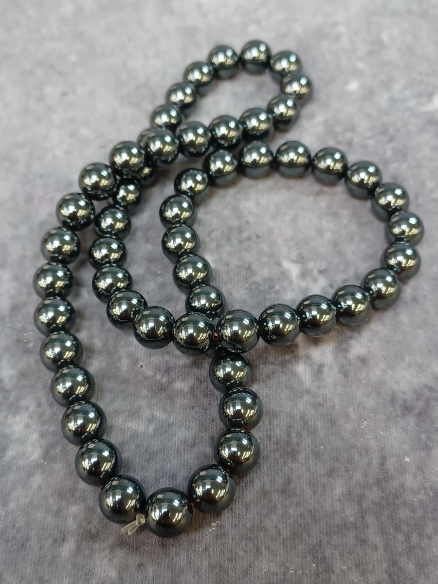 Elegante 2-delige sieradenset van Hematiet - Ketting en drierijige armband - foto 4