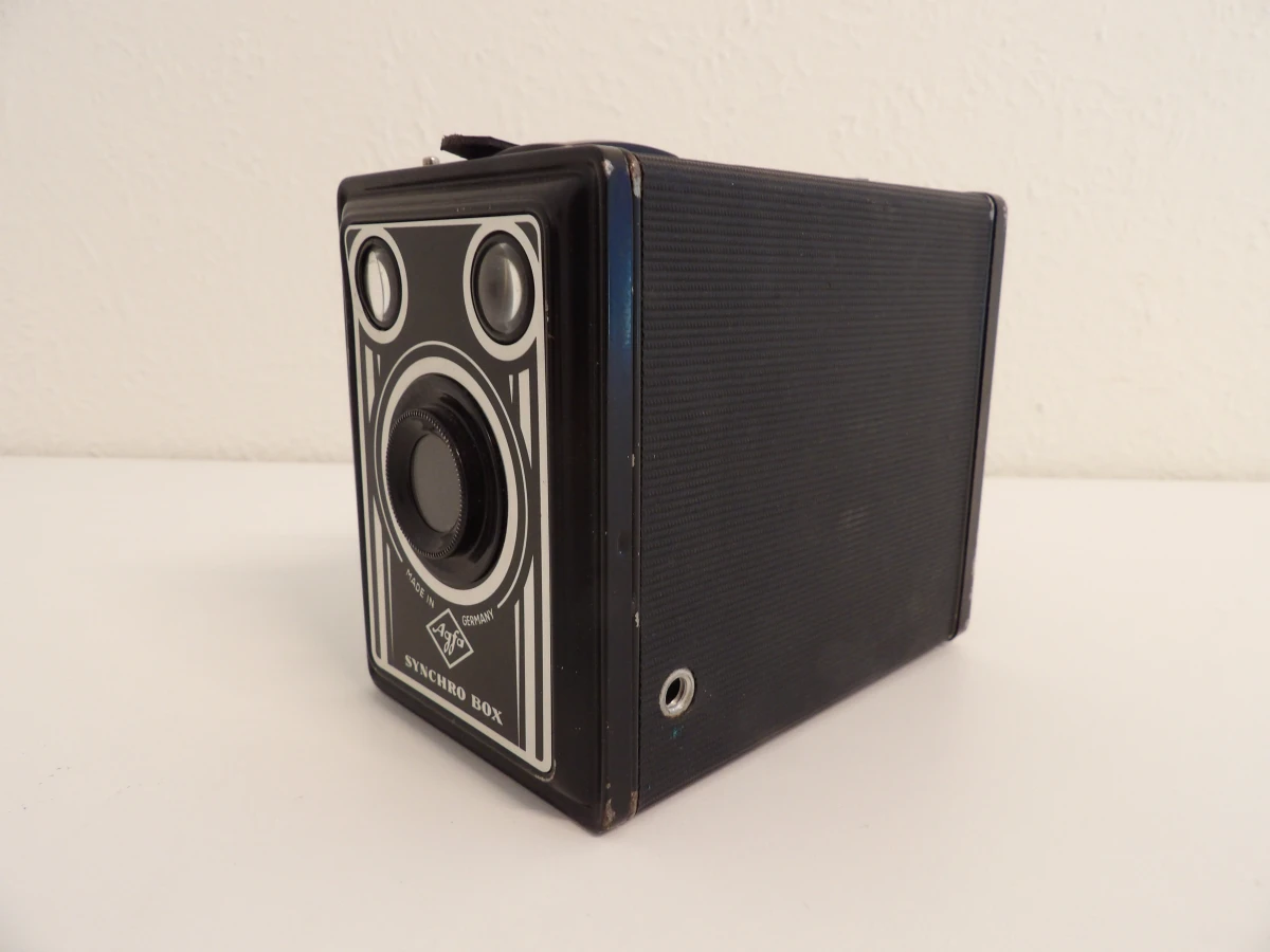 Vintage Agfa Synchro Box camera met leren hoes