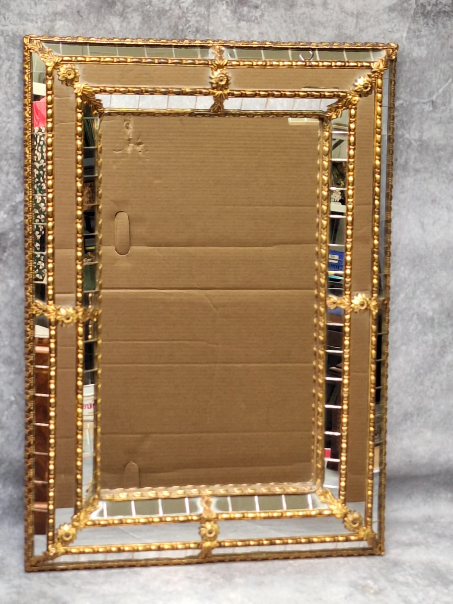 Vintage Hollywood Regency spiegel met facetglas en goudkleurige bloemornamenten - foto 10