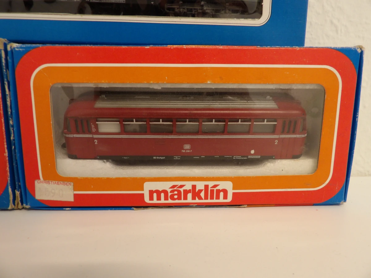 Lot Märklin modeltreinen en wagons (1)