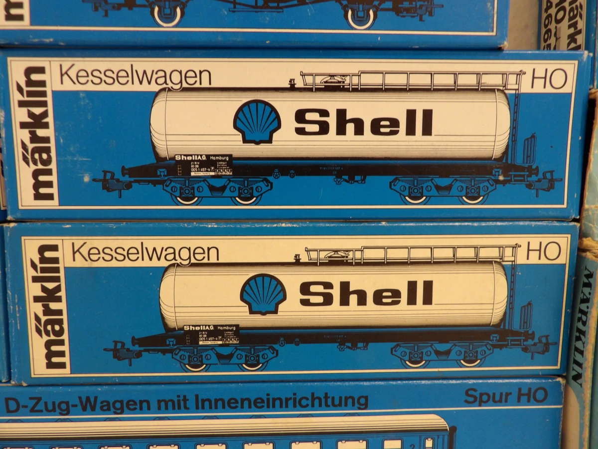 Lot Märklin modeltreinen en wagons (3)