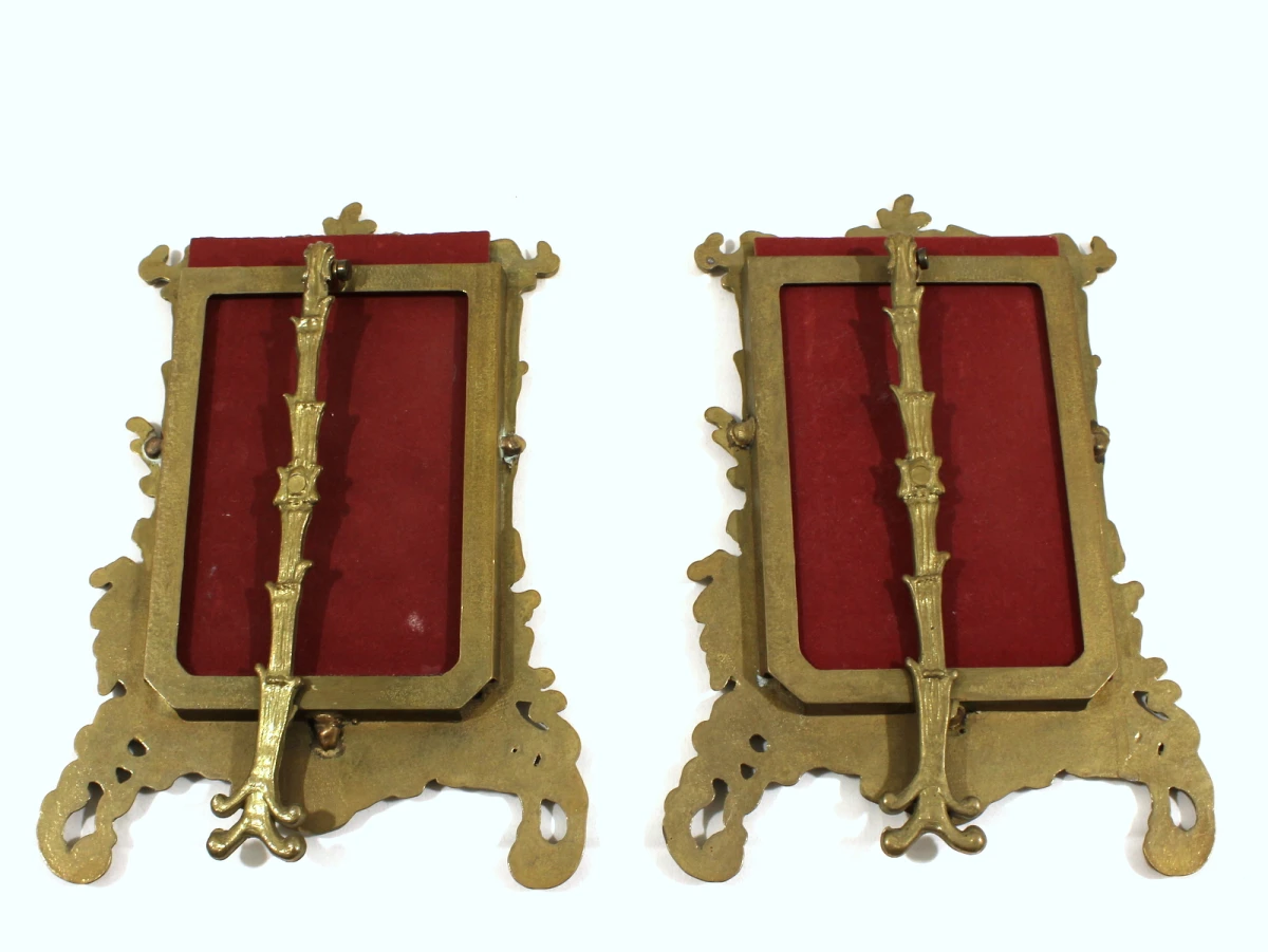 Set van 2 bronzen fotolijstjes in rococo / Lodewijk XV-stijl