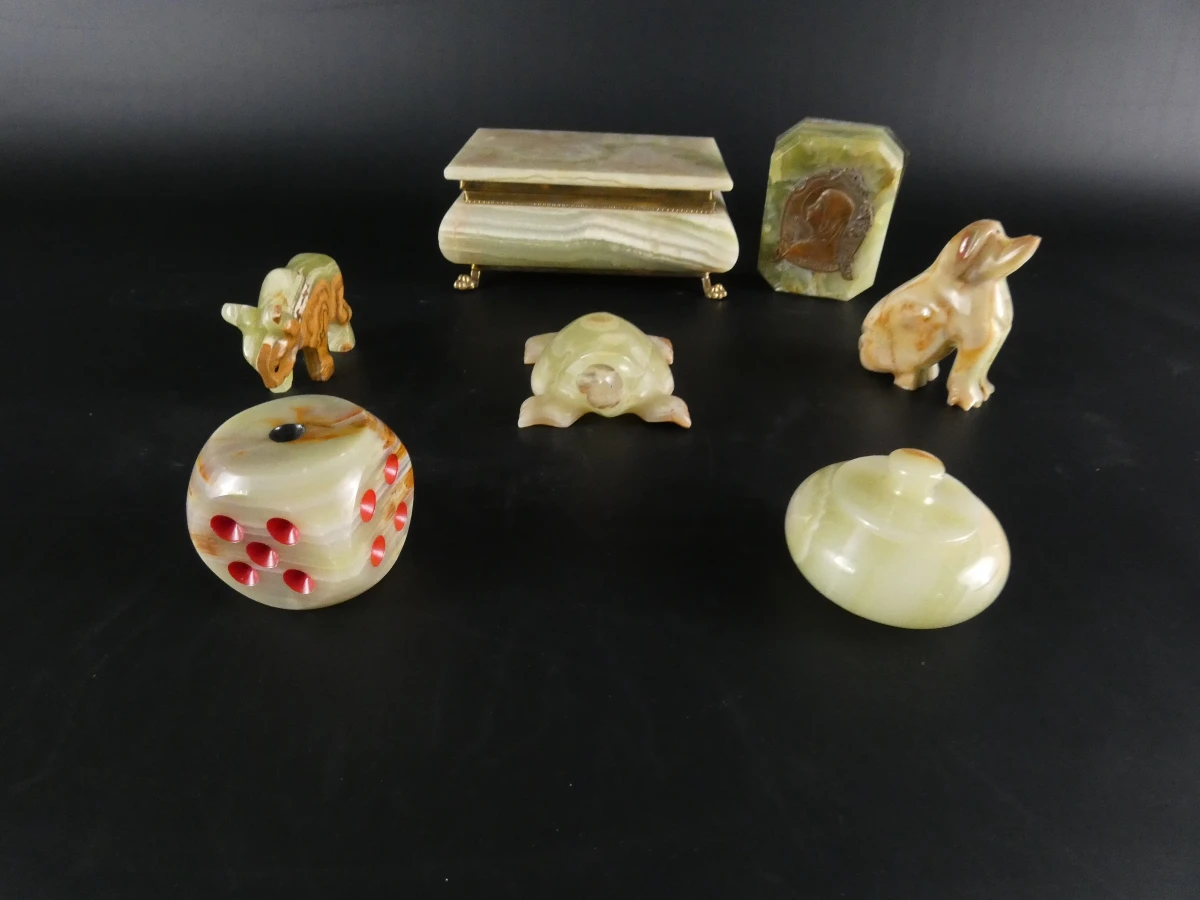 Set decoratieve onyx beeldjes en doosjes