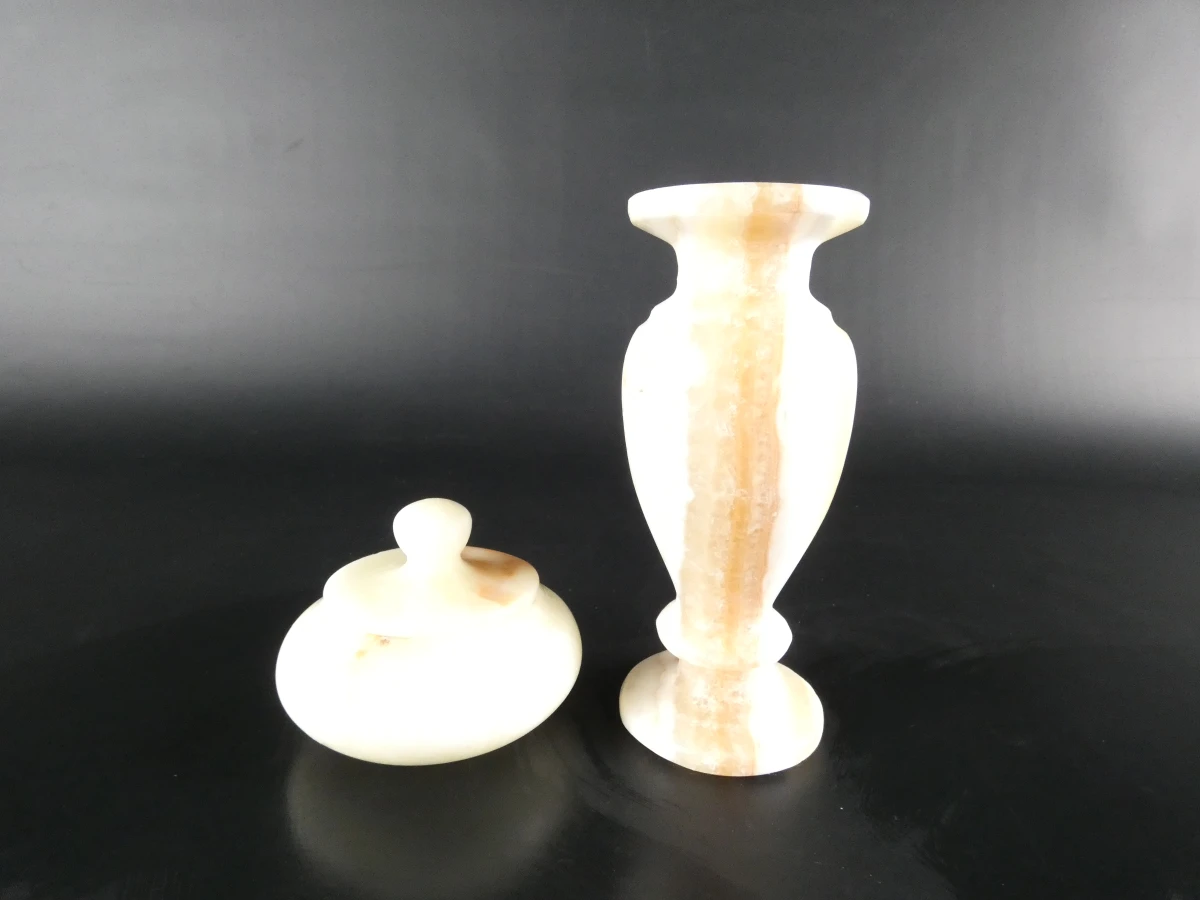 Set decoratieve onyx beeldjes en doosjes