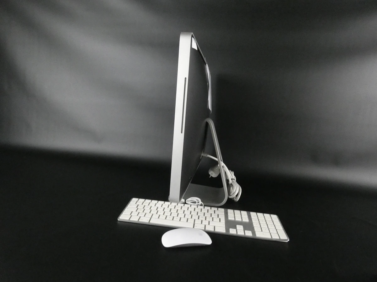 werkende Apple iMac (Early 2008) compleet met toetsenbord en muis
