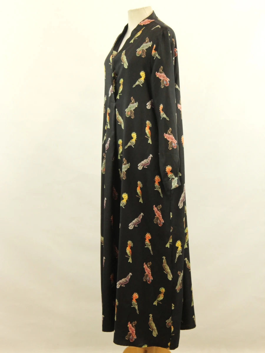 Momonì - zijden maxi-jurk met kleurrijke vogelprint