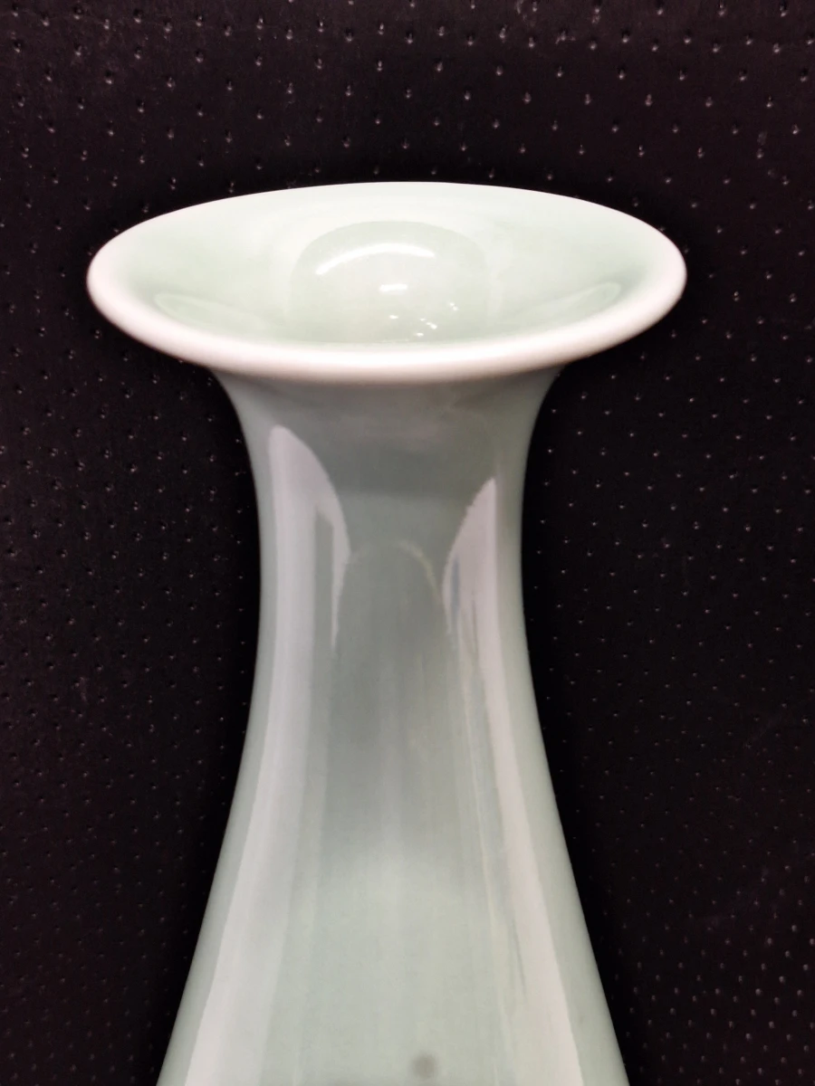 Chinese celadon kraaghalsvaas met houten voet en luxe bewaardoos - gemerkt Dà Lì - foto 11