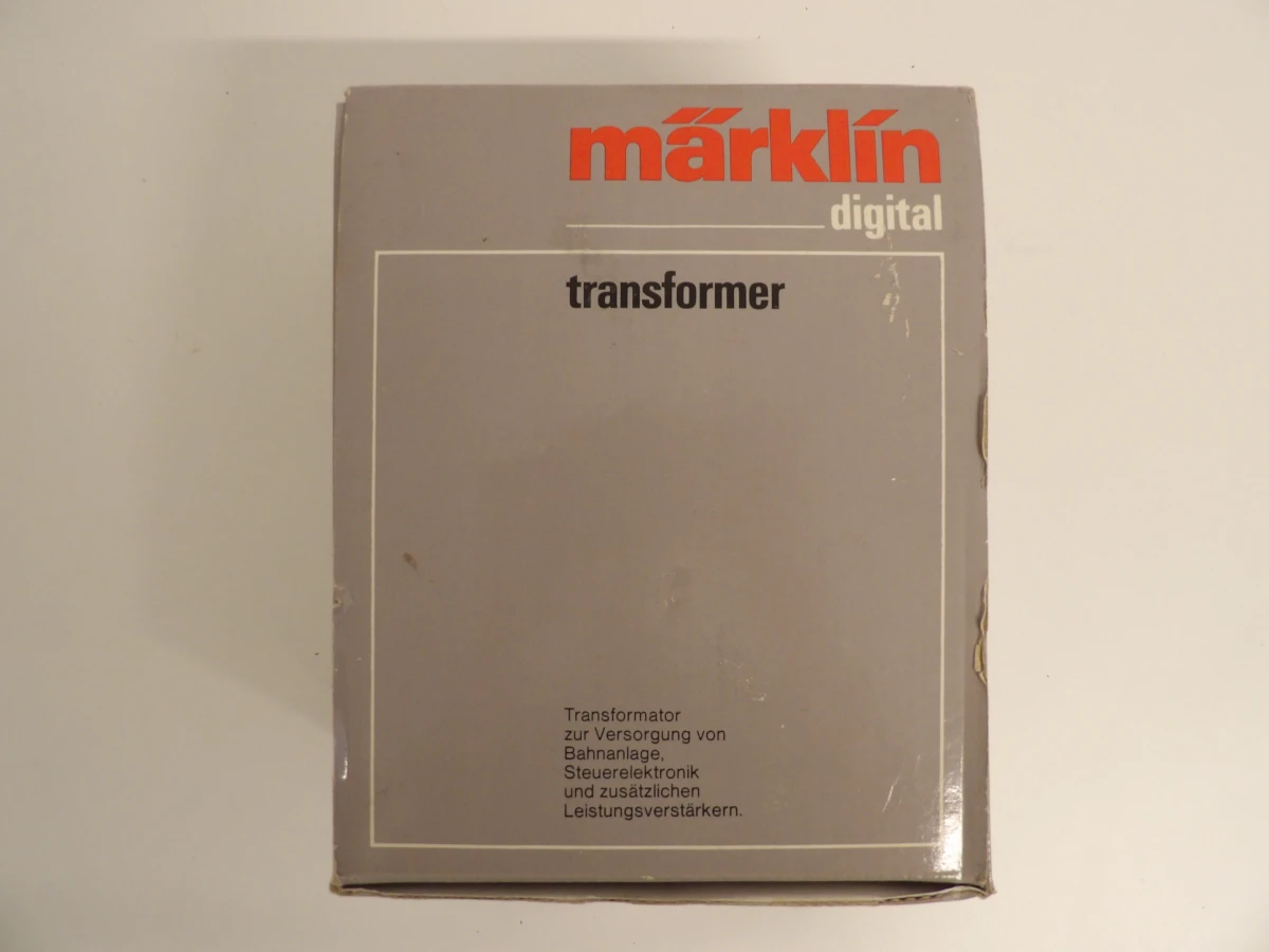 Märklin transformatorset 6002 (52 VA) + 6631 (30 VA)