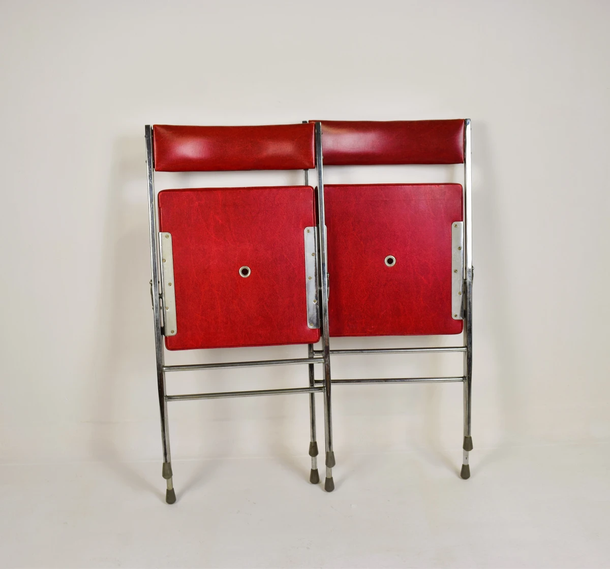Set van 2 vintage klapstoelen met chromen frame en rood skai, ca. 1970 - foto 9