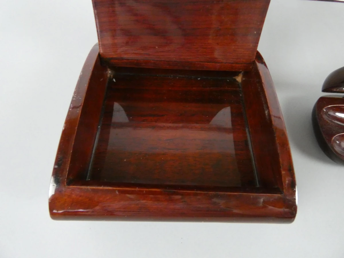 Set van vijf houten bureau-accessoires