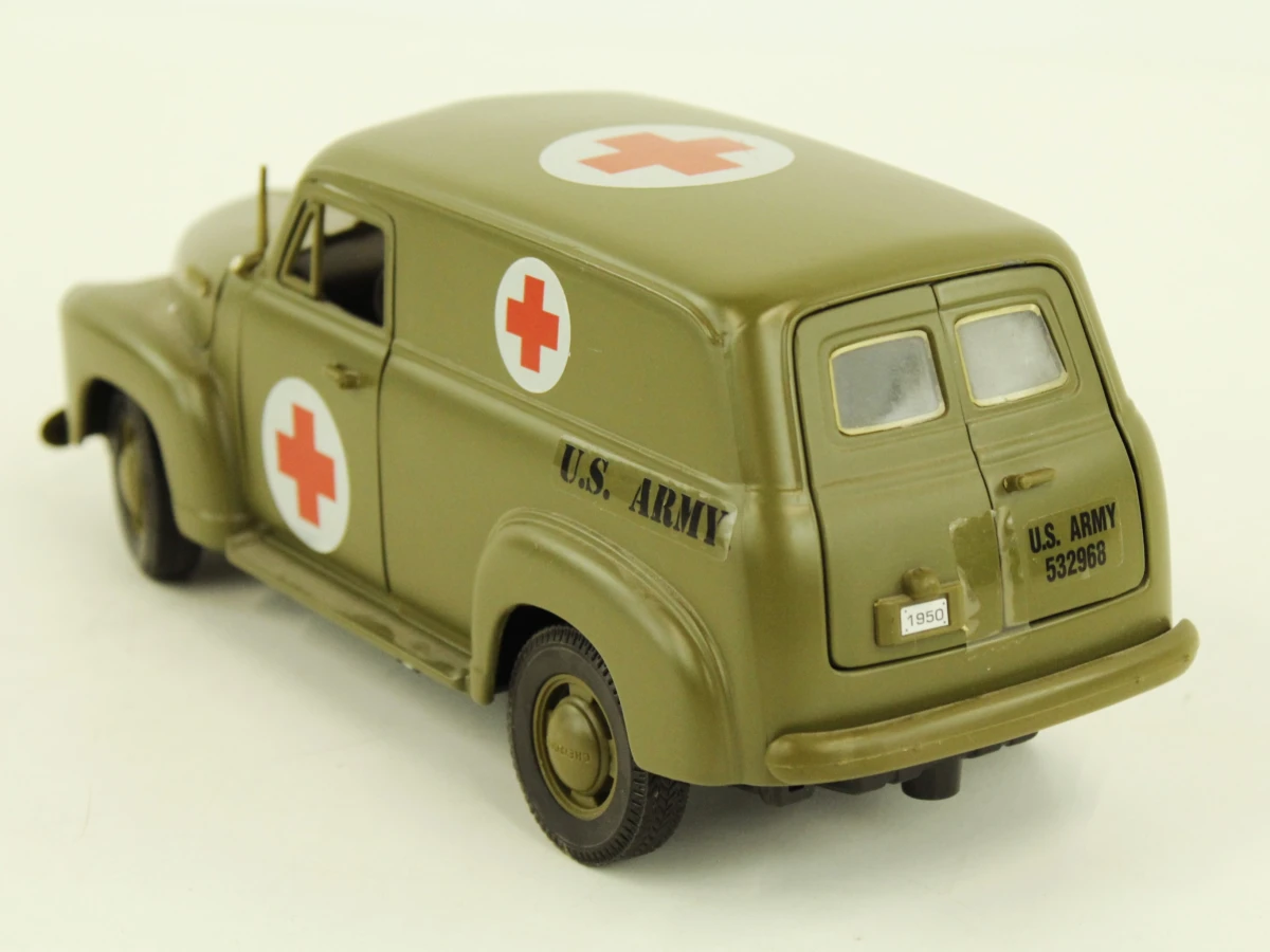 Set militaire modelauto's en soldaat figuur