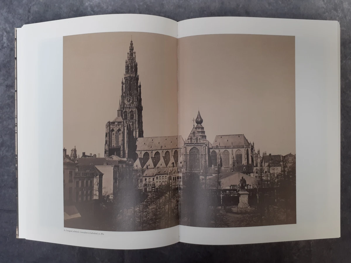 Boek: Antwerpen: Verlopen stad 1860-1880 - foto 4