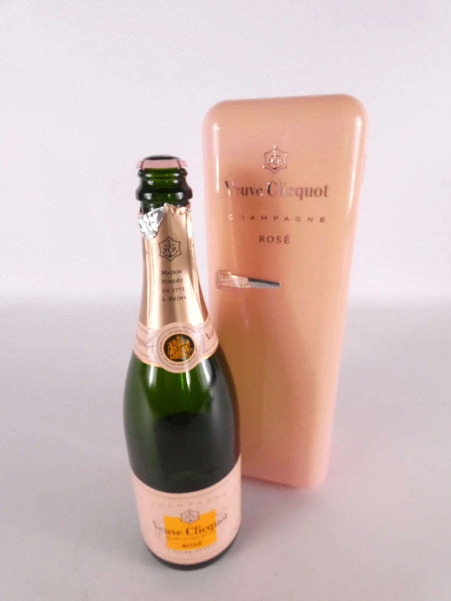 Veuve Clicquot Rosé Champagne met koeler