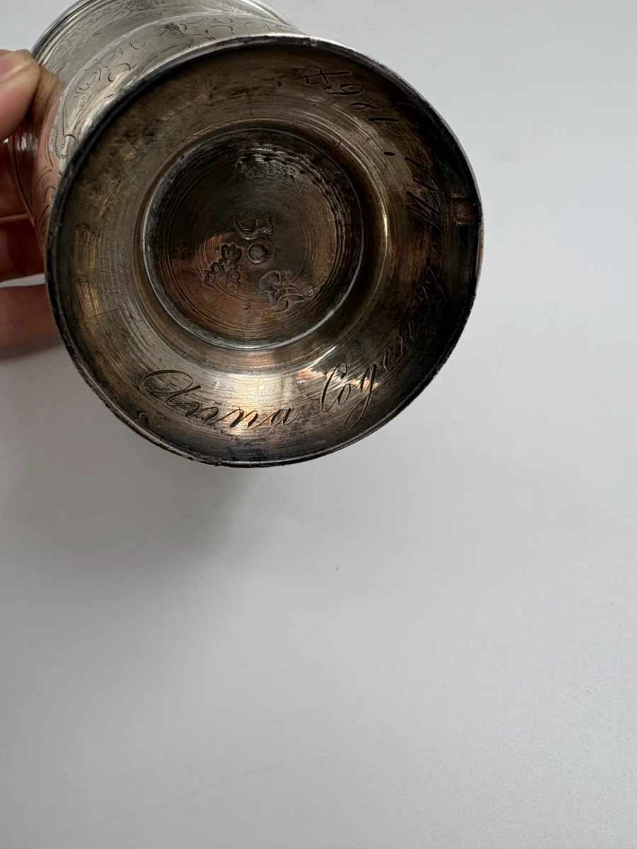 Franse zilveren timbale beker uit 19e eeuw