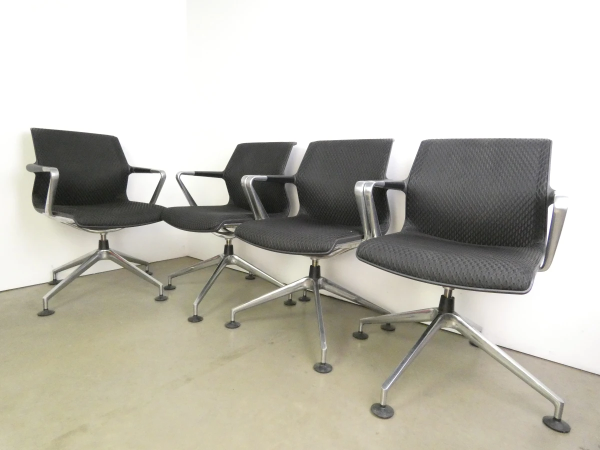Set van 4 Vitra Unix Designstoelen