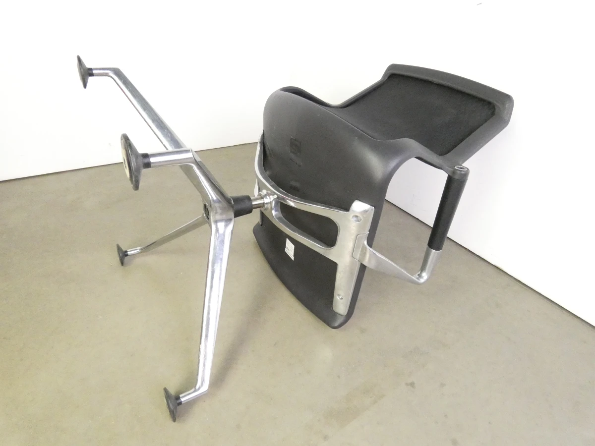 Set van 4 Vitra Unix Designstoelen