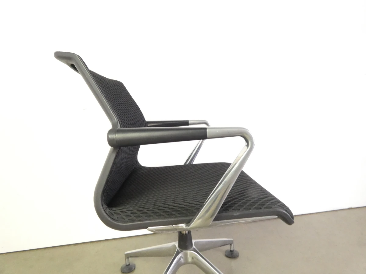 Set van 4 Vitra Unix Designstoelen