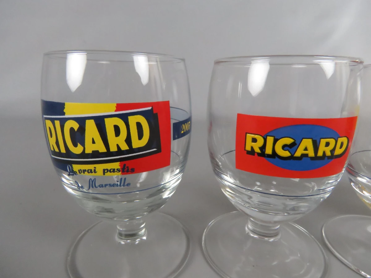 4 Ricard glazen