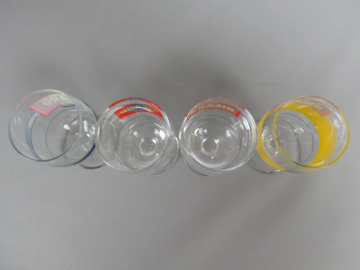 4 Ricard glazen