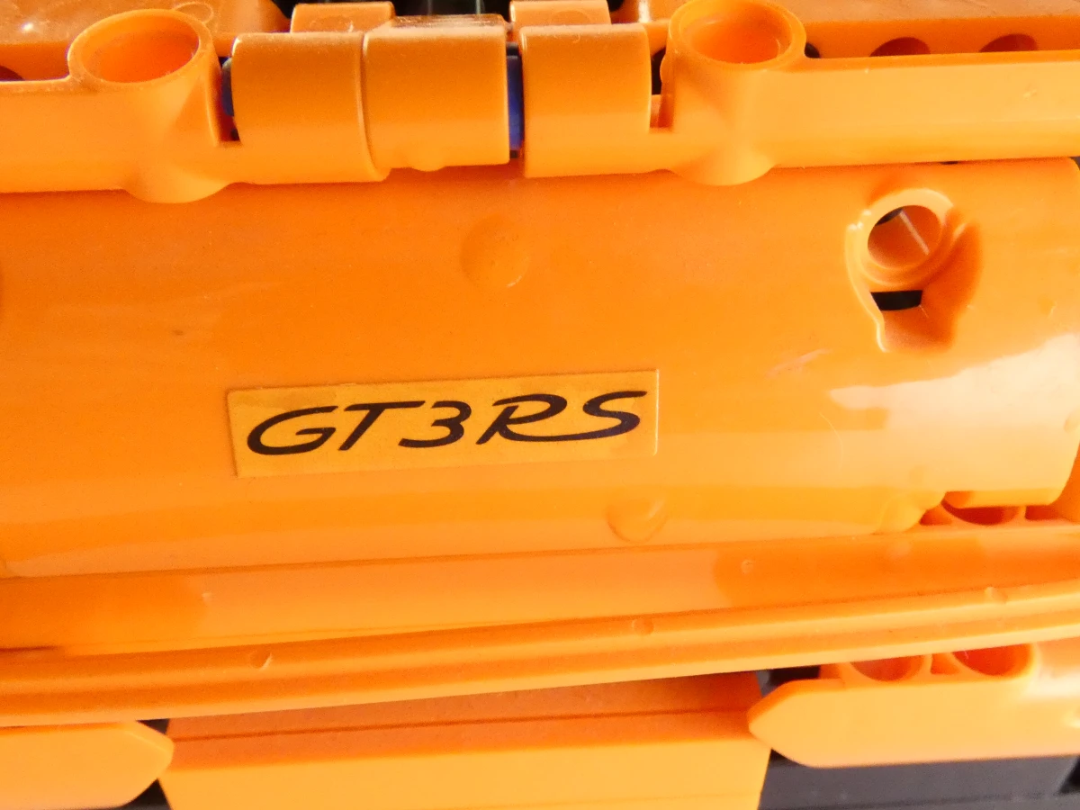 Technisch LEGO model van de sportwagen GT3RS