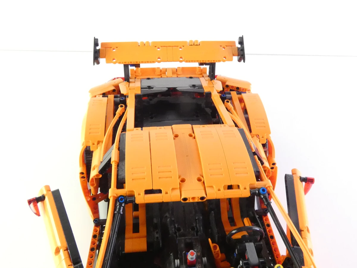Technisch LEGO model van de sportwagen GT3RS
