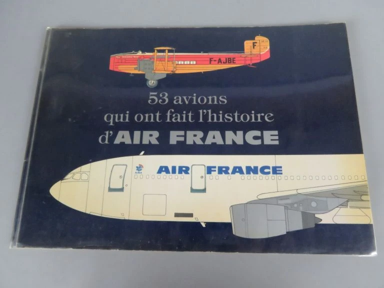 Set van 8 boeken over Air France en luchtvaartgeschiedenis