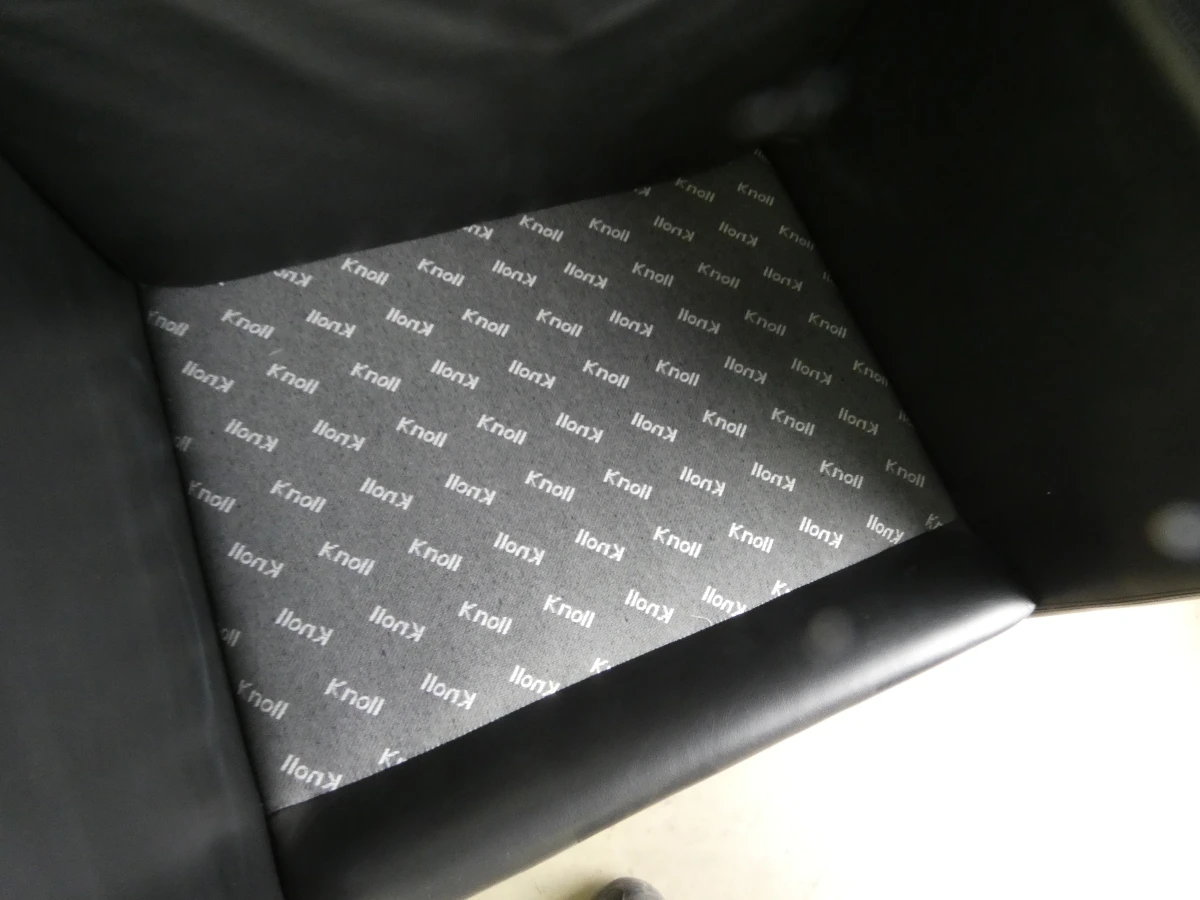 Set van 3 zwarte leren fauteuils - KNOLL