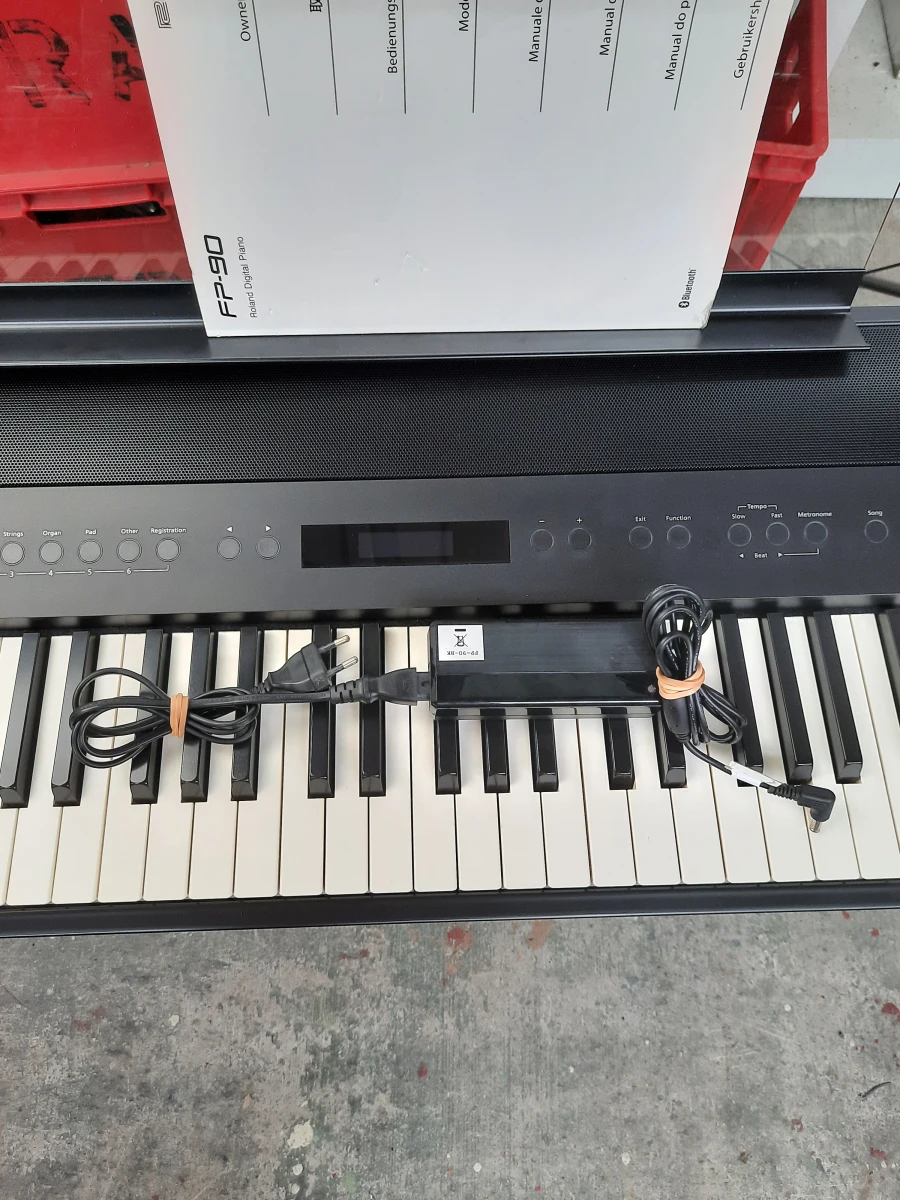 🎹 Roland FP-90 Digital Piano – Complete Set in Topstaat! - foto 7