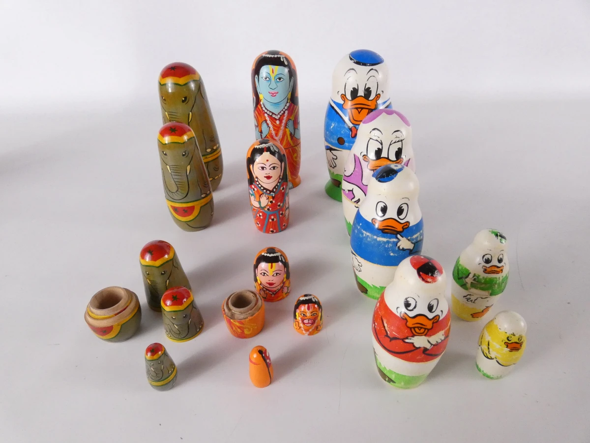 Set van 21 matroesjka poppen