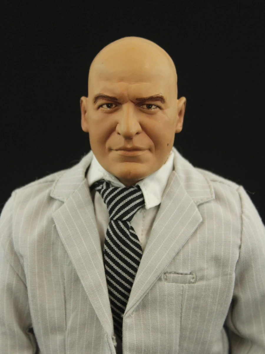 Lex Luthor actiefiguur 1/6 schaal in lichtgrijs pak