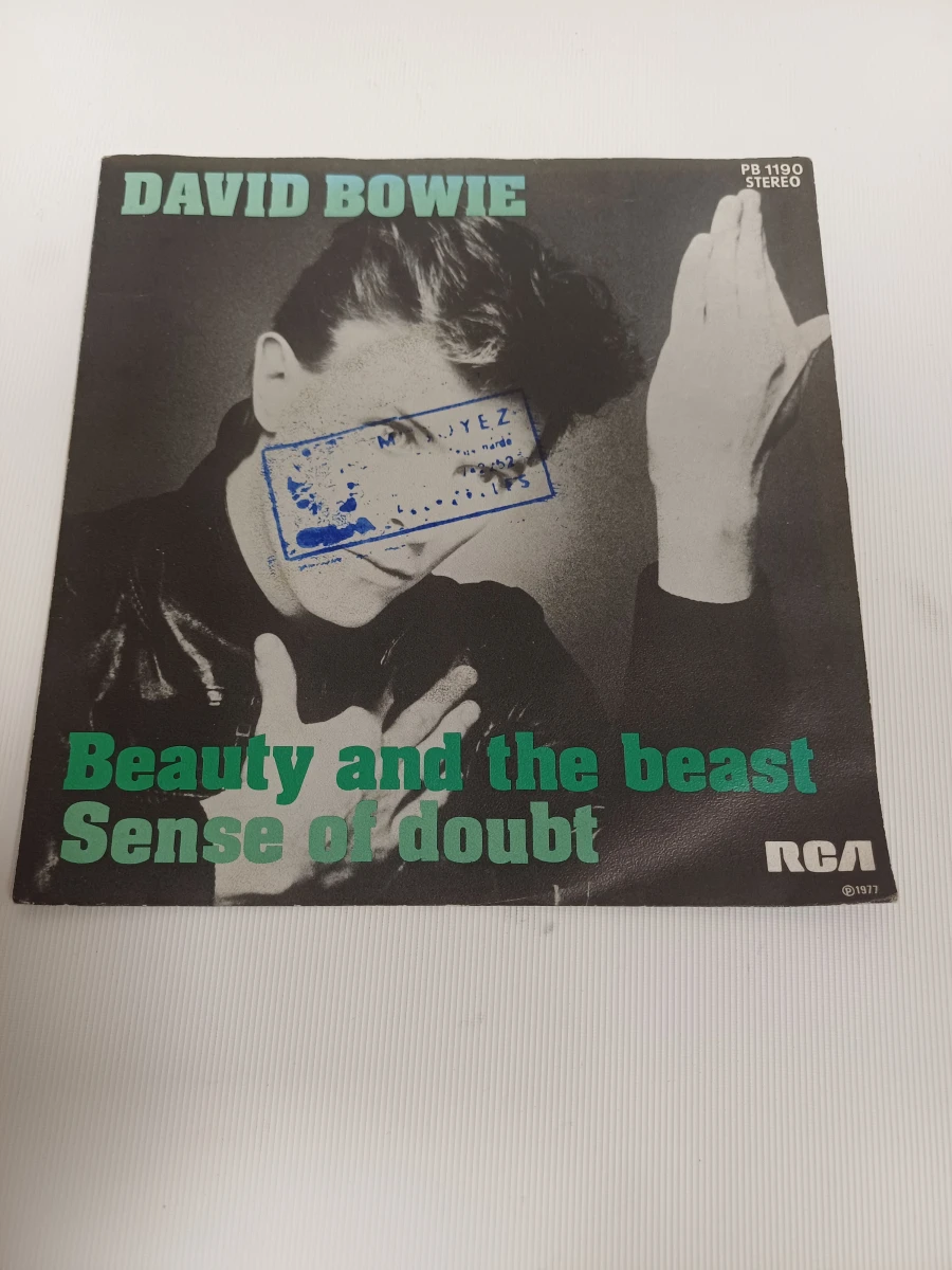 3 David Bowie 7" singles
