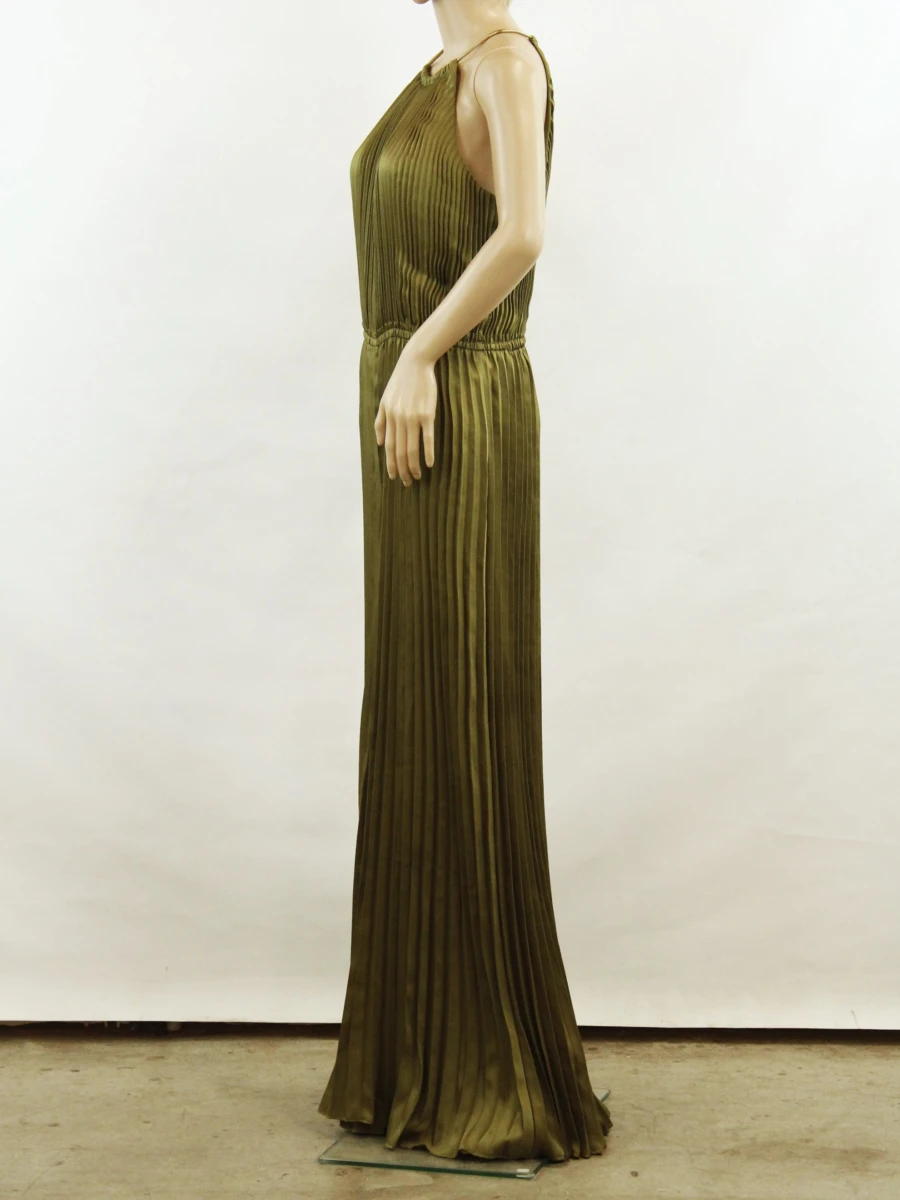 Michael Kors olijfgroene jumpsuit met pliséeffect en details in goudkleurig metaal