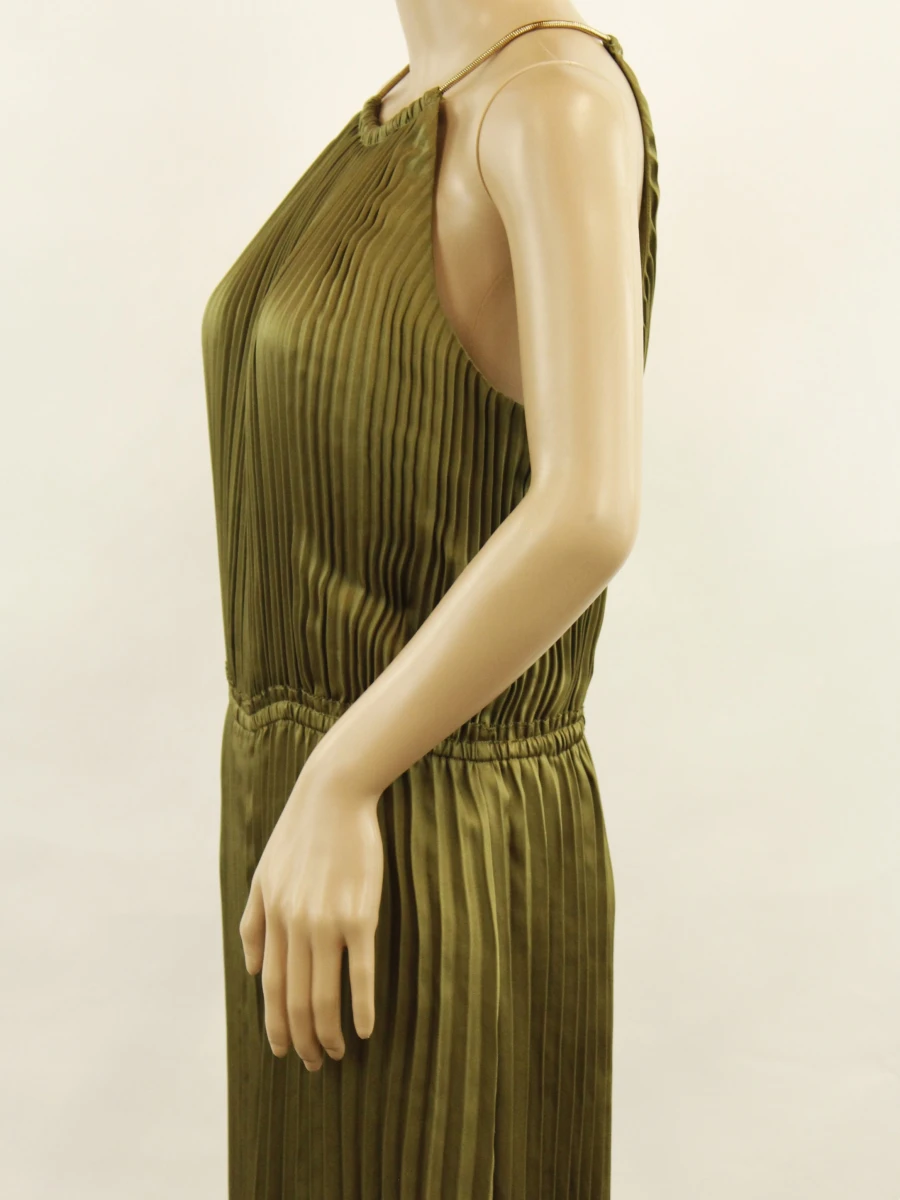 Michael Kors olijfgroene jumpsuit met pliséeffect en details in goudkleurig metaal