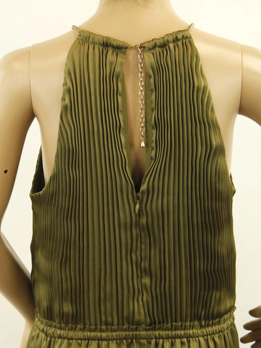 Michael Kors olijfgroene jumpsuit met pliséeffect en details in goudkleurig metaal