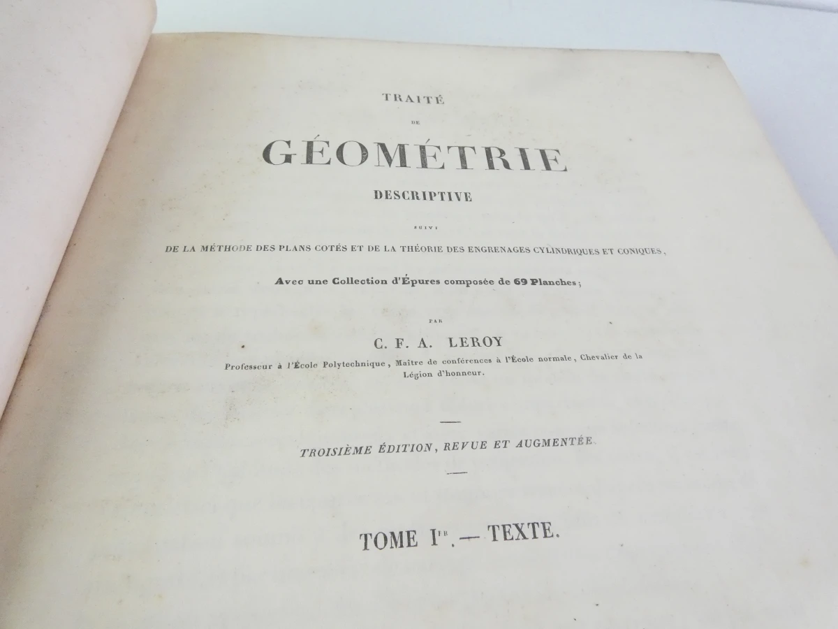 Set oude Franse wiskundeboeken, 19e eeuw