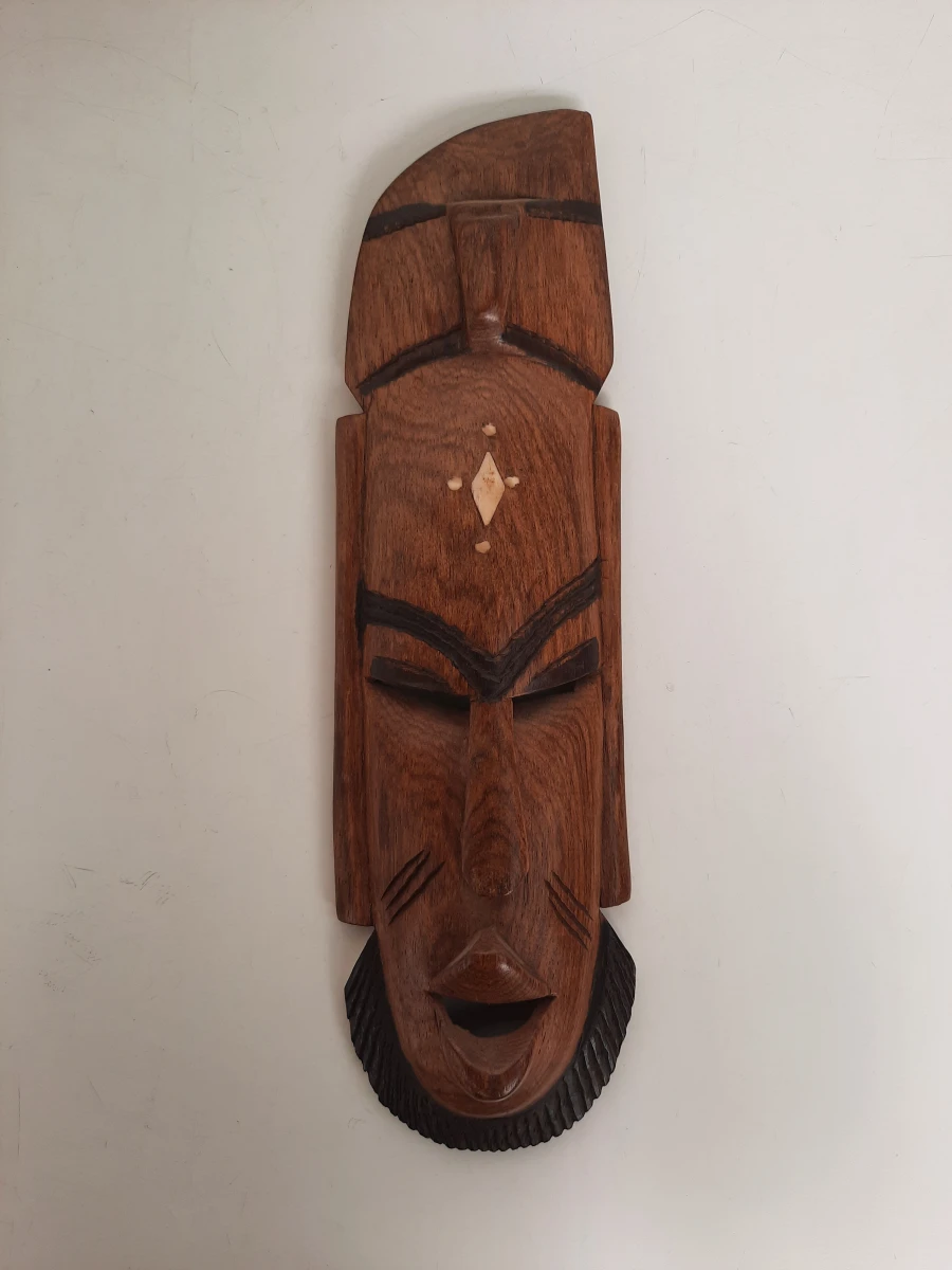 Set van 2 Handgesneden Houten Afrikaanse Wandmaskers met Inlegwerk - foto 2