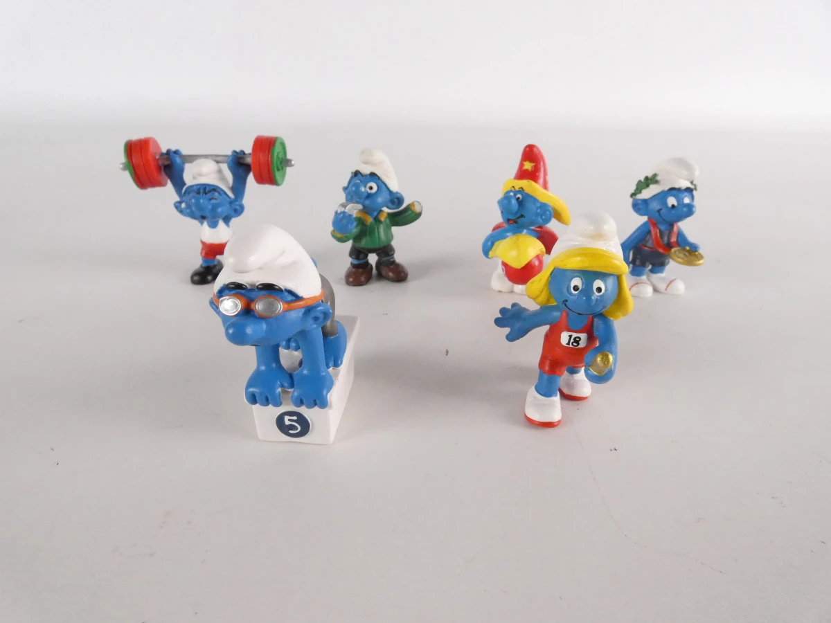 Lot van 28 Smurfenfiguren – Schleich & Peyo