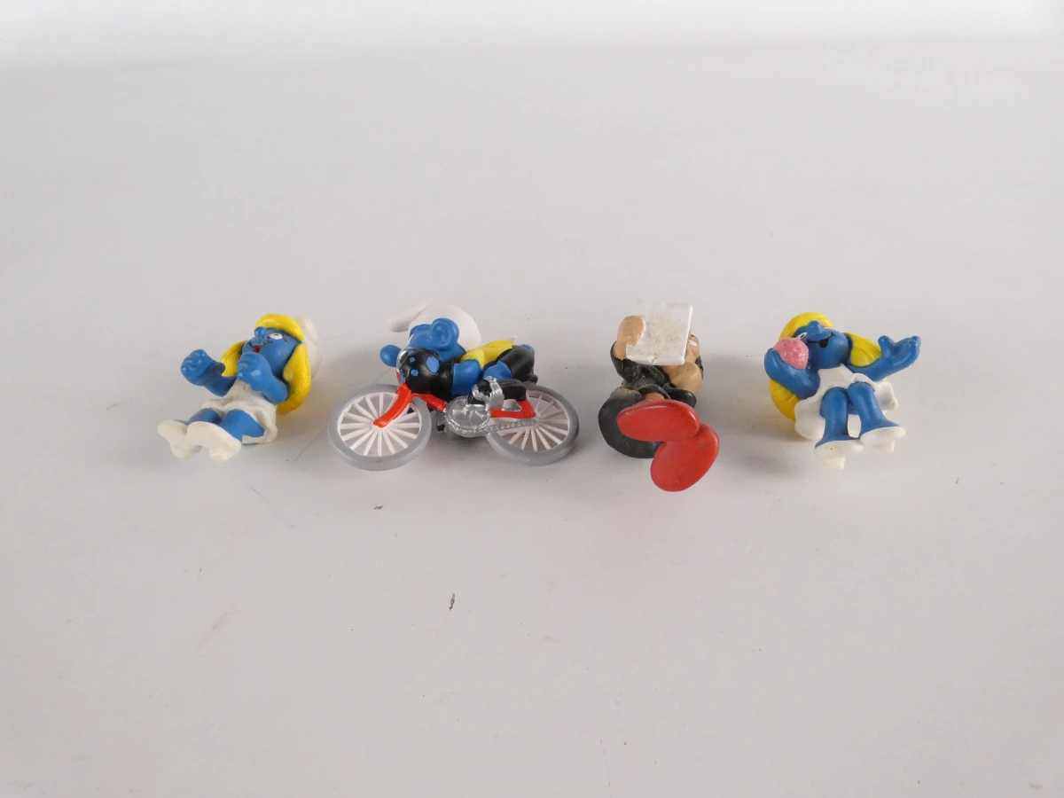 Lot van 28 Smurfenfiguren – Schleich & Peyo