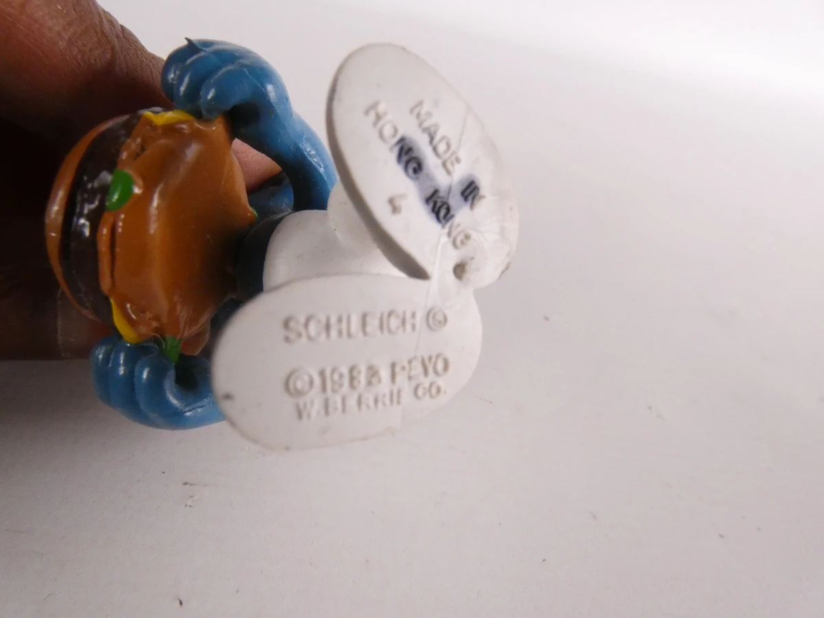 Lot van 28 Smurfenfiguren – Schleich & Peyo
