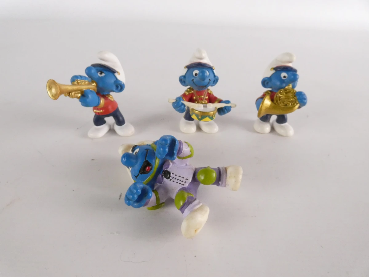 Lot van 28 Smurfenfiguren – Schleich & Peyo
