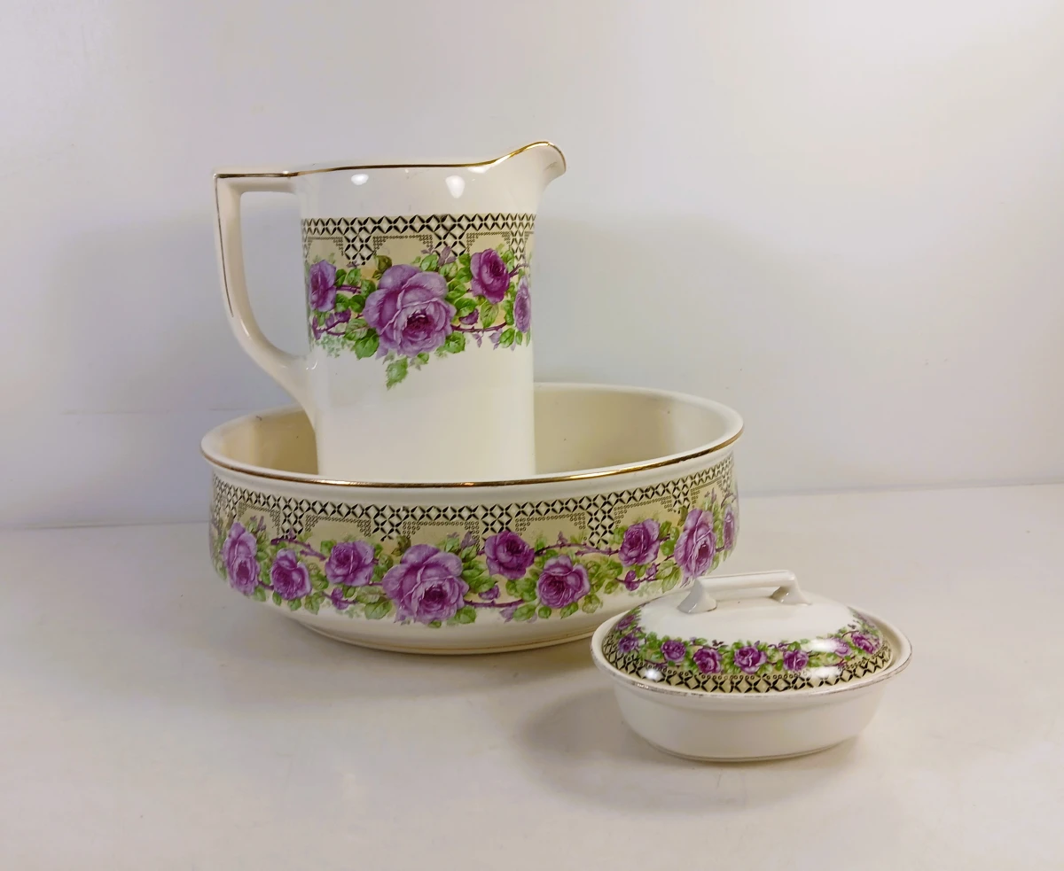 Antieke lampetset met paarse rozen decoratie - foto 3