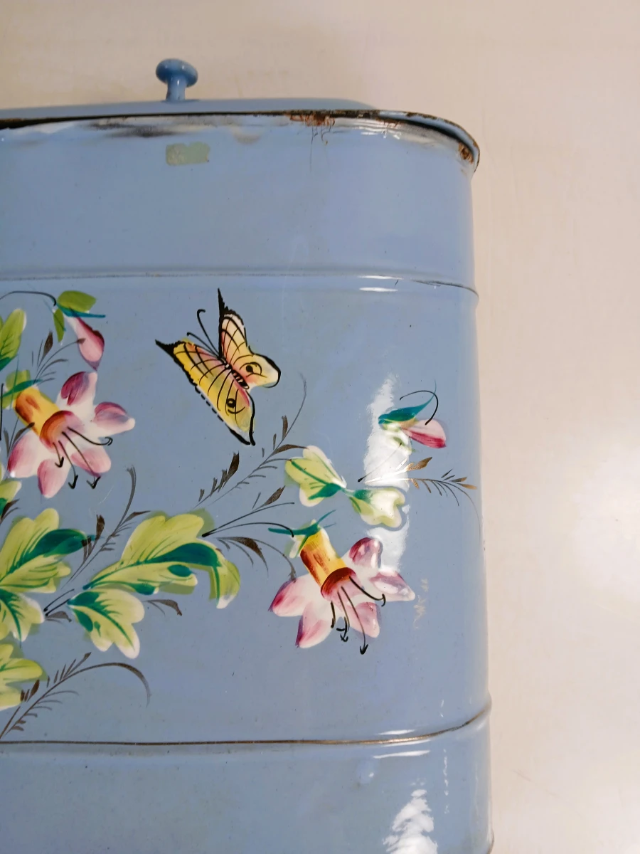 Blauw metalen vintage waterreservoir met bloemenmotief - foto 6