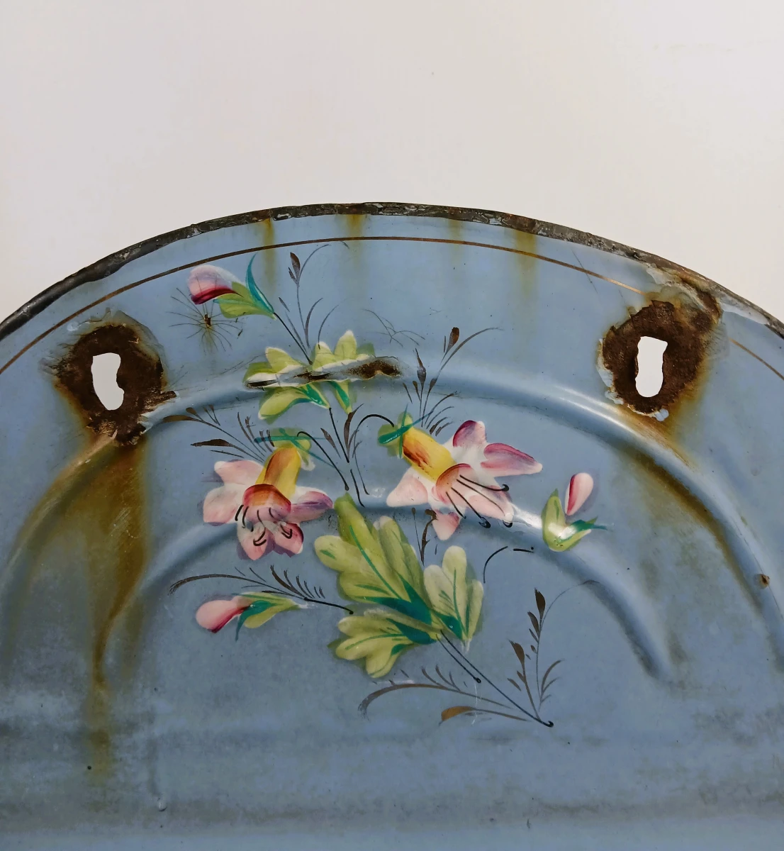 Blauw metalen vintage waterreservoir met bloemenmotief - foto 10