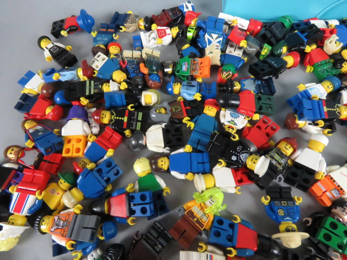 300 Lego figuren
